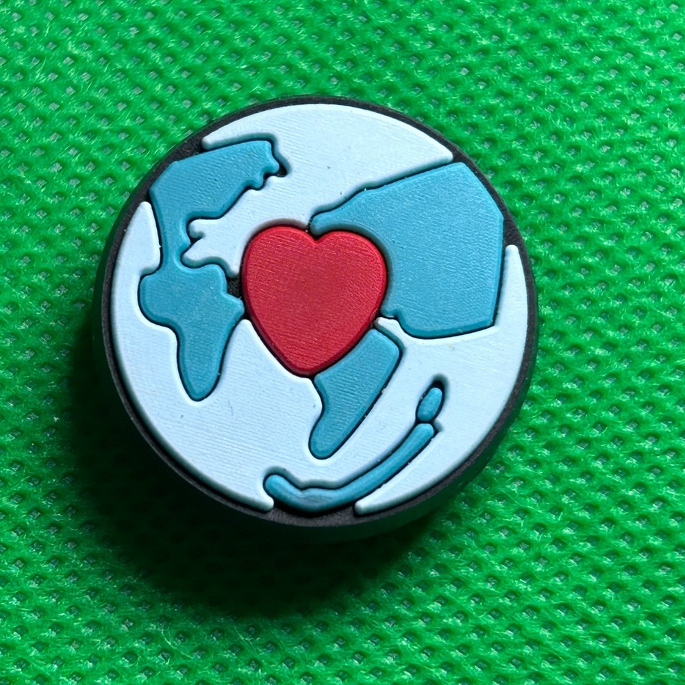 🌼 (5/$10 or 10/$15) NEW “I love Gardening” Croc Charm Collection Earth w/ heart